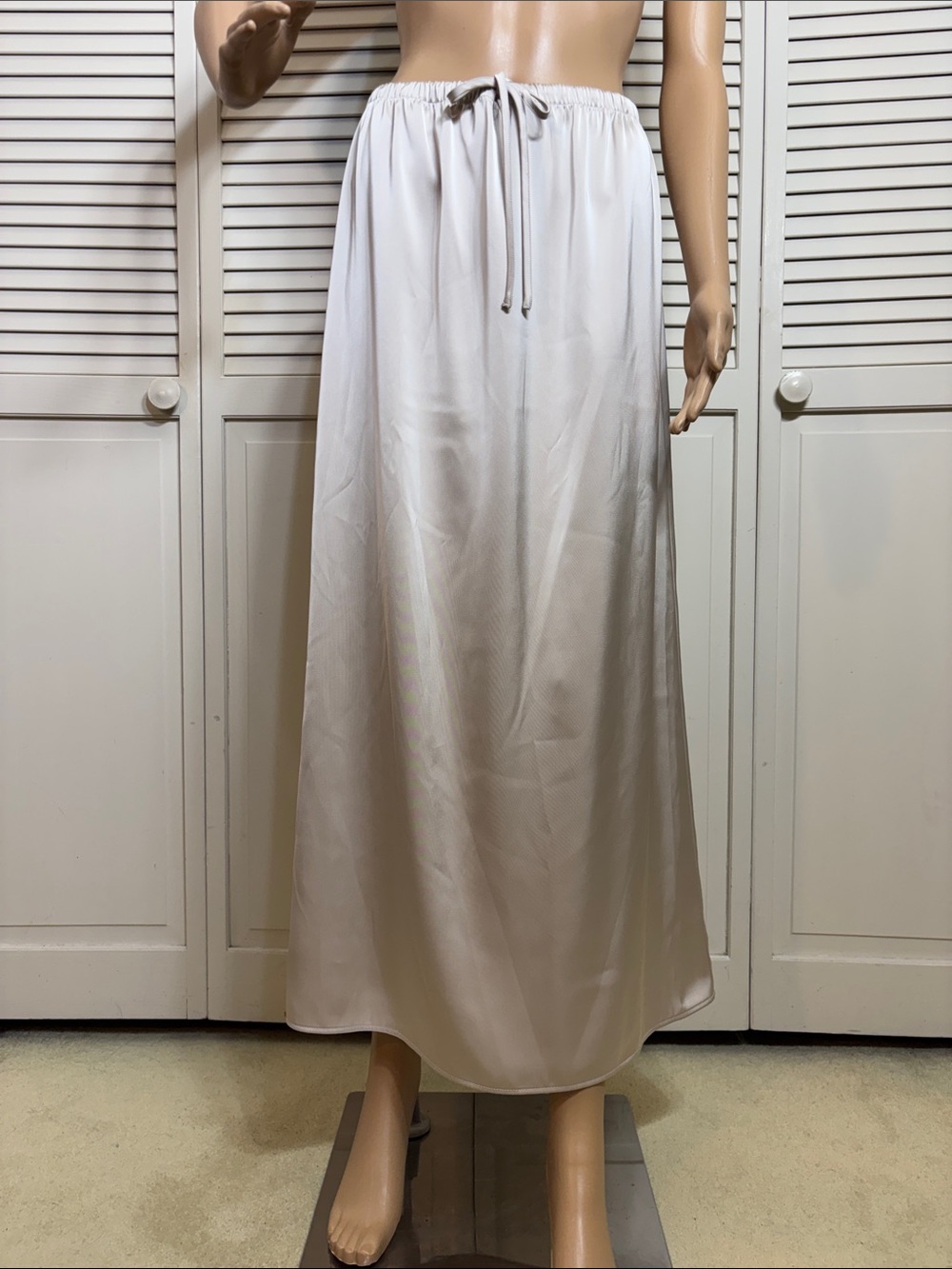 Song of Style Champagne Satin Drawstring Maxi Skirt Medium